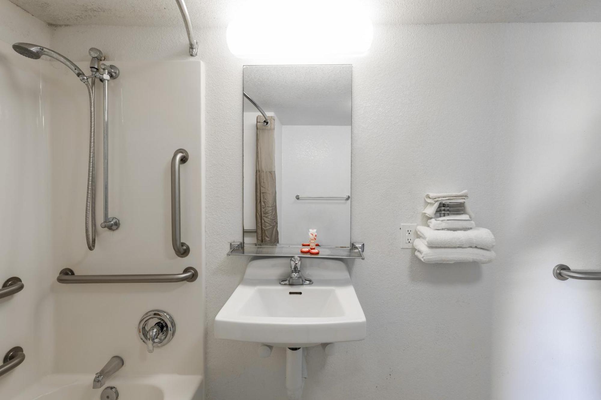 Oyo Hotel Houston Katy Freeway Esterno foto