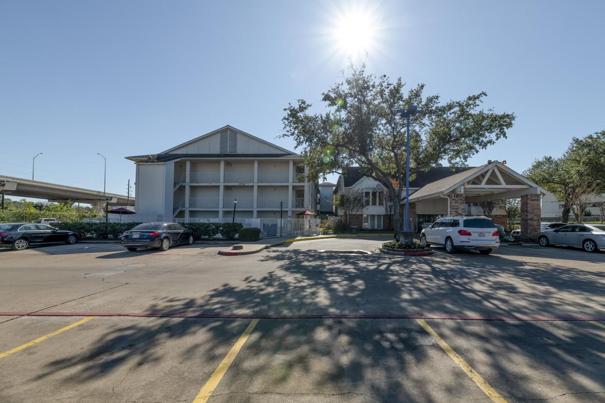 Oyo Hotel Houston Katy Freeway Esterno foto