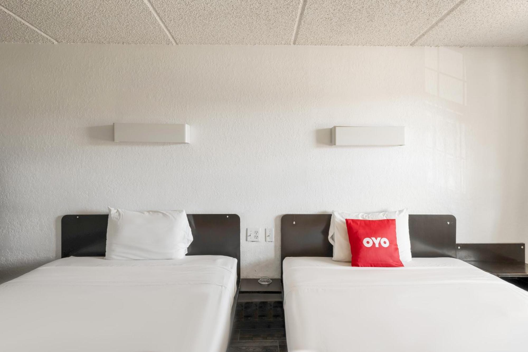 Oyo Hotel Houston Katy Freeway Esterno foto